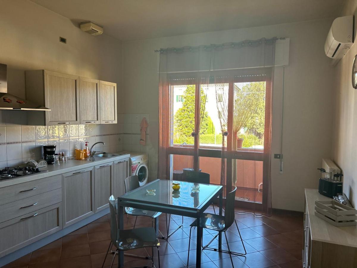 Albi'S House,Terrazza ,Wi-Fi, Parcheggio, Ac Διαμέρισμα Λούκα Εξωτερικό φωτογραφία