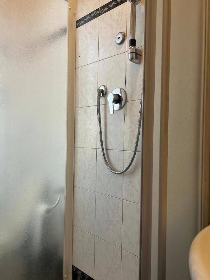Albi'S House,Terrazza ,Wi-Fi, Parcheggio, Ac Διαμέρισμα Λούκα Εξωτερικό φωτογραφία