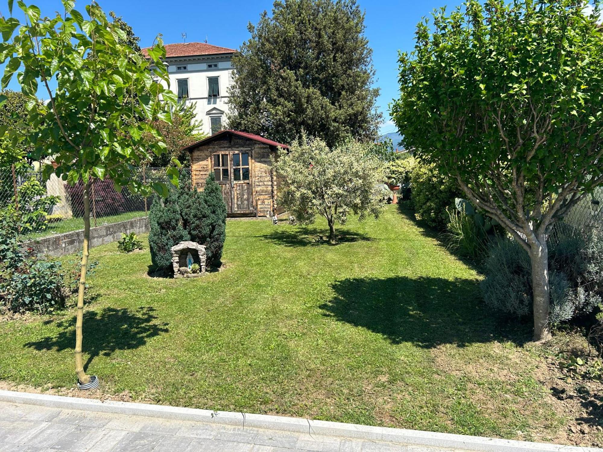 Albi'S House,Terrazza ,Wi-Fi, Parcheggio, Ac Διαμέρισμα Λούκα Εξωτερικό φωτογραφία